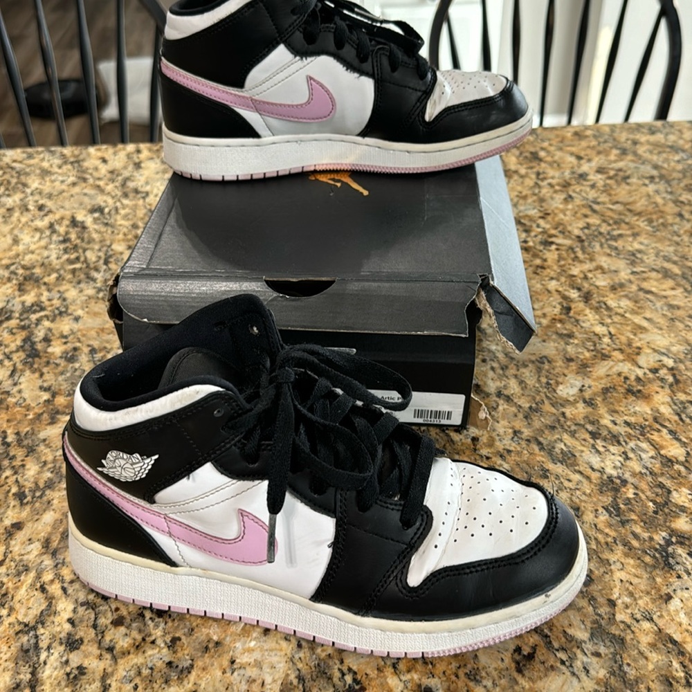 Air Jordan Sneakers